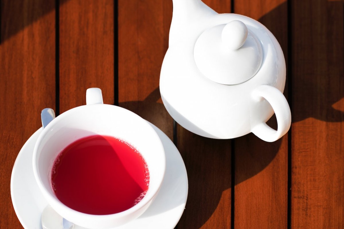 Эндокринолог Гуреева: чай из гибискуса помогает снизить уровень сахара - полезен для диабетиков