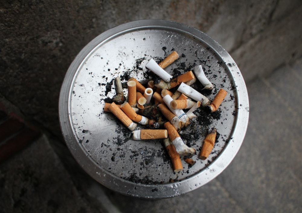 Государству выгодно покончить с табачной индустрией