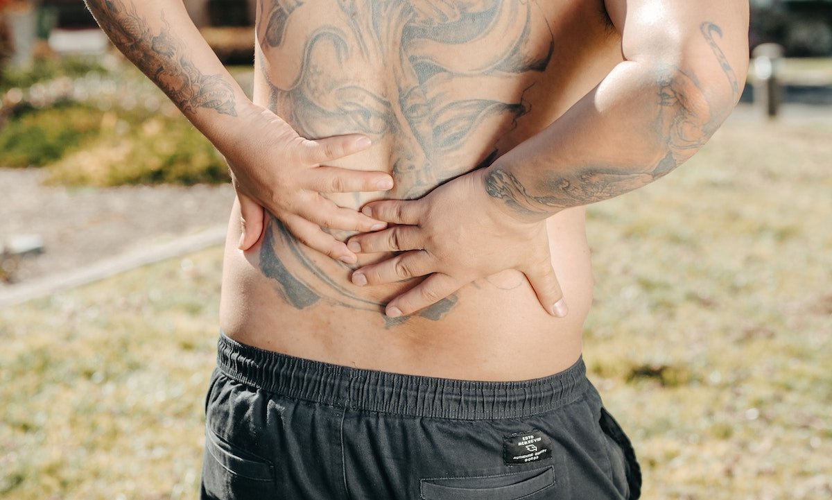 Вонючий запах изо рта и металлический привкус указывают на серьезные проблемы с почками