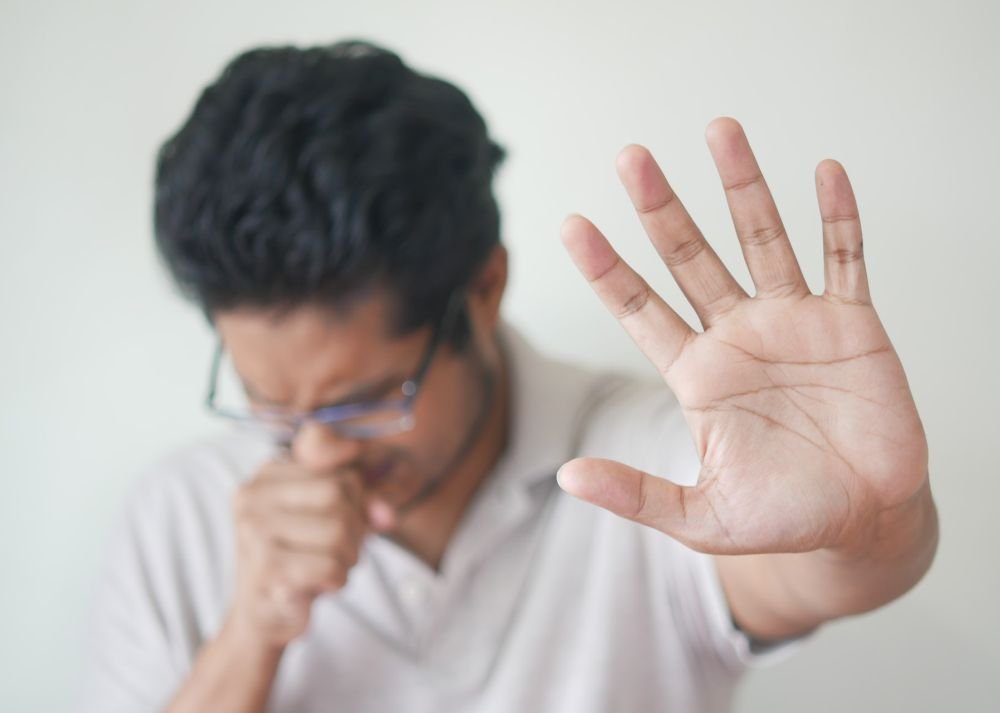 Почему всё время хочется прокашляться