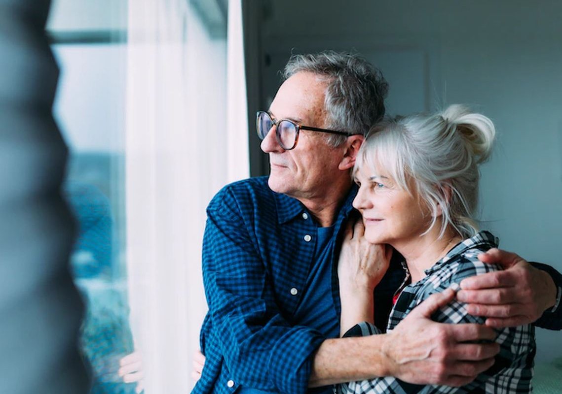 пожилая пара