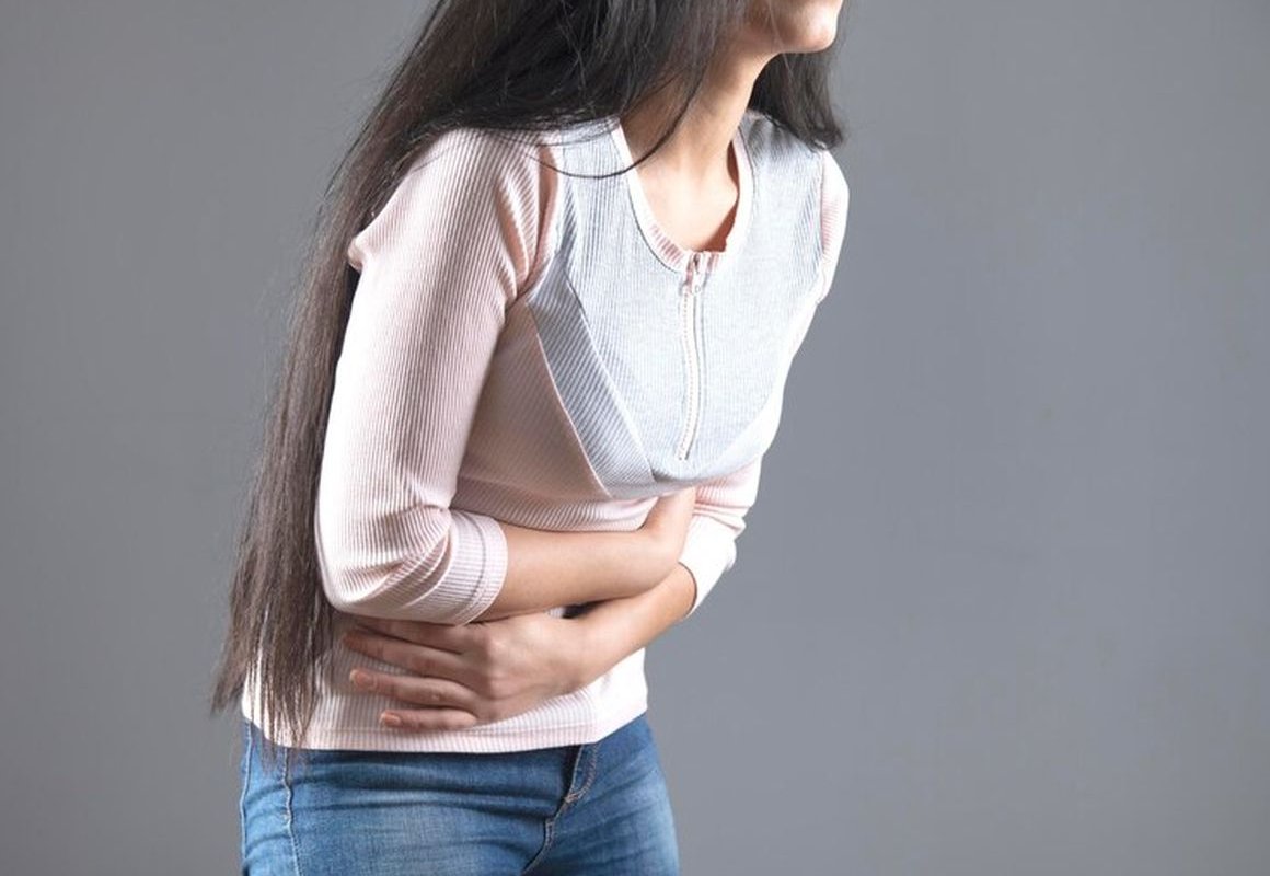 боль в животе