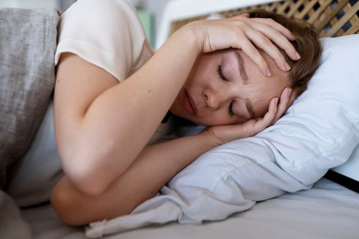 Пять распространенных причин, из-за которых можно сильно потеть по ночам