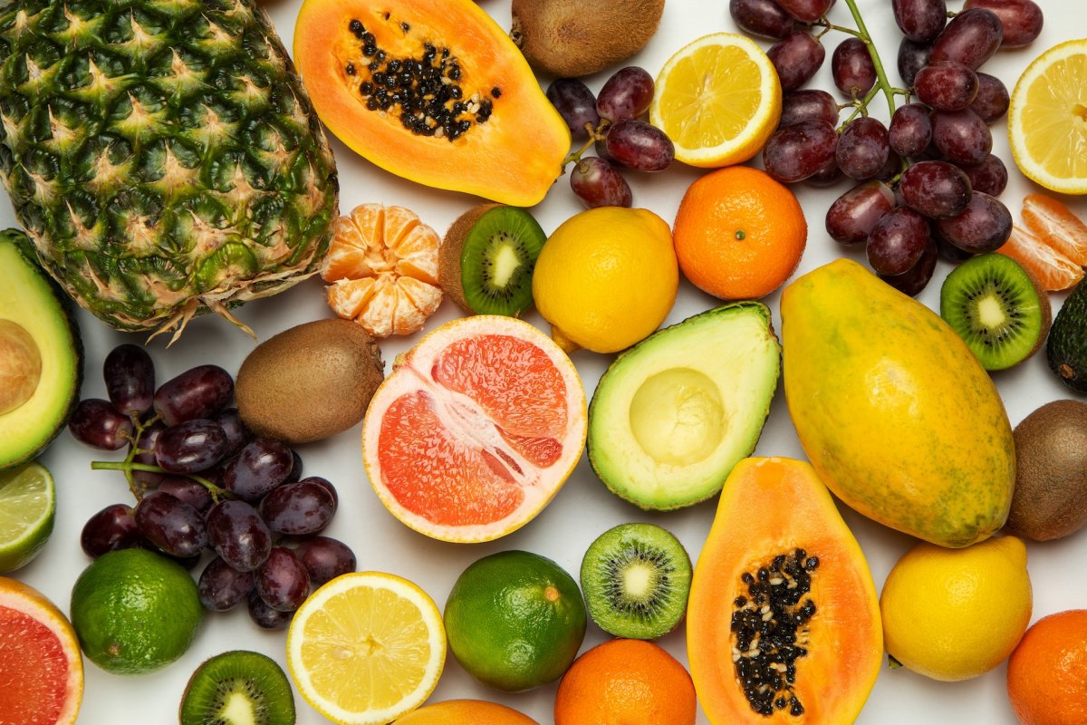 Диетолог Пономарева назвала 8 фруктов, которые эффективно снижают холестерин