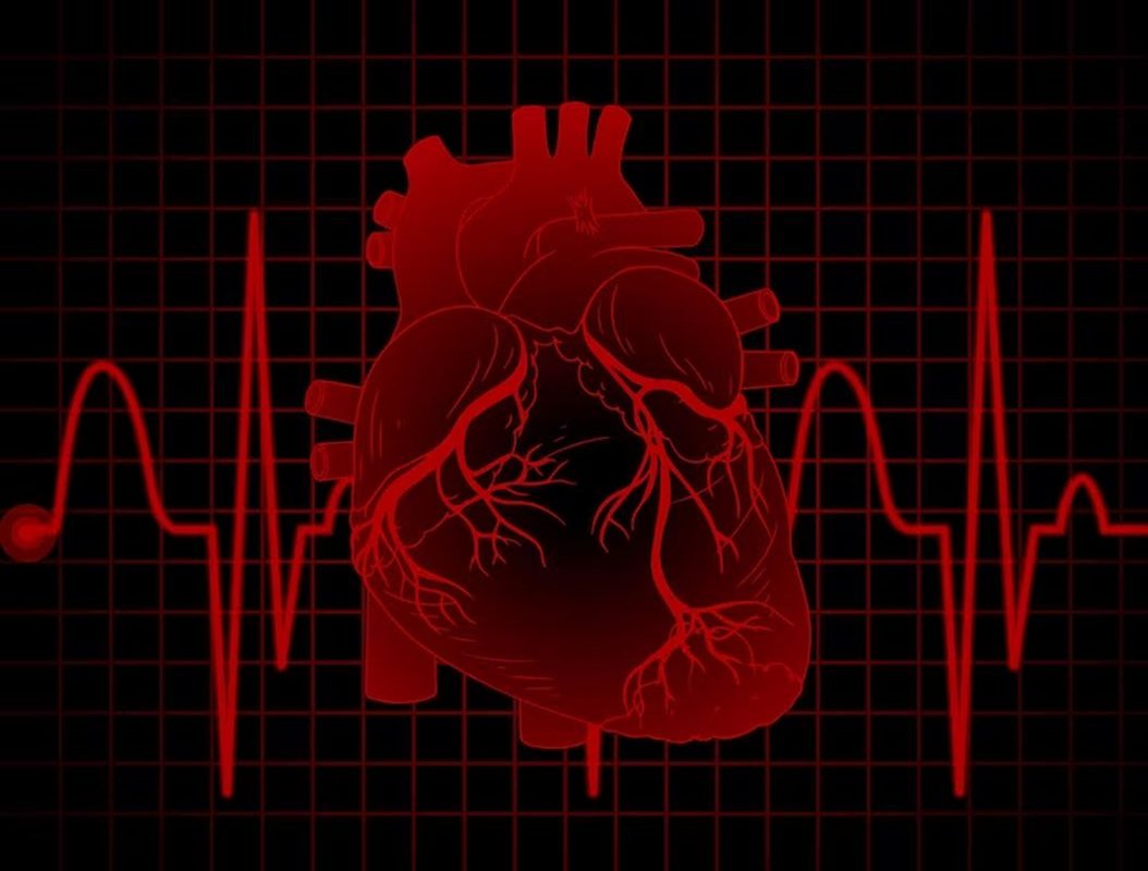 Кардиолог Кореневич: боль в животе бывает неочевидным признаком инфаркта
