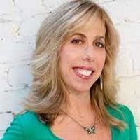 Лиза Янг (Lisa Young)