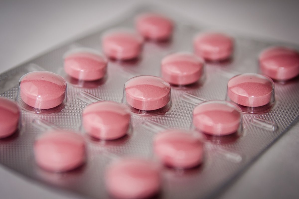 Онколог Карасёв предупредил, что прием антибиотиков может привести к раку