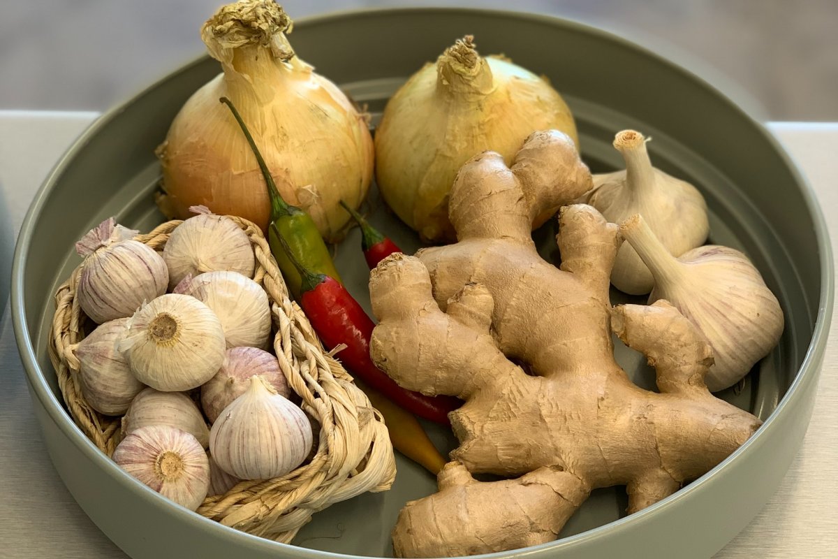 Врач-кардиолог назвал 9 продуктов, которые разжижают кровь - "профилактика тромбоза"