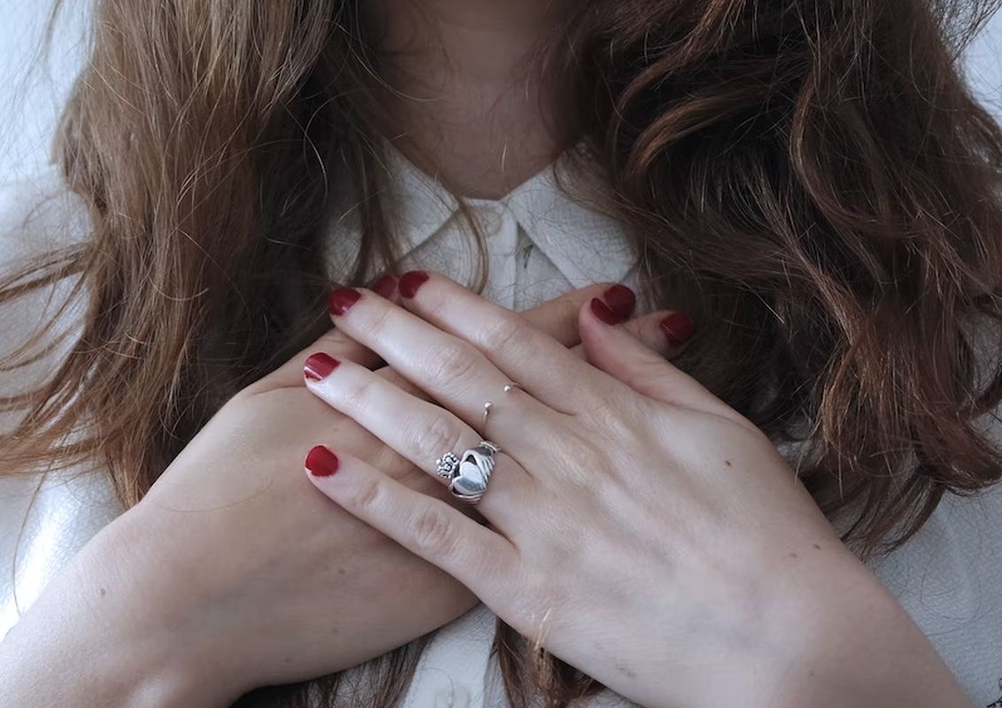 боль в груди