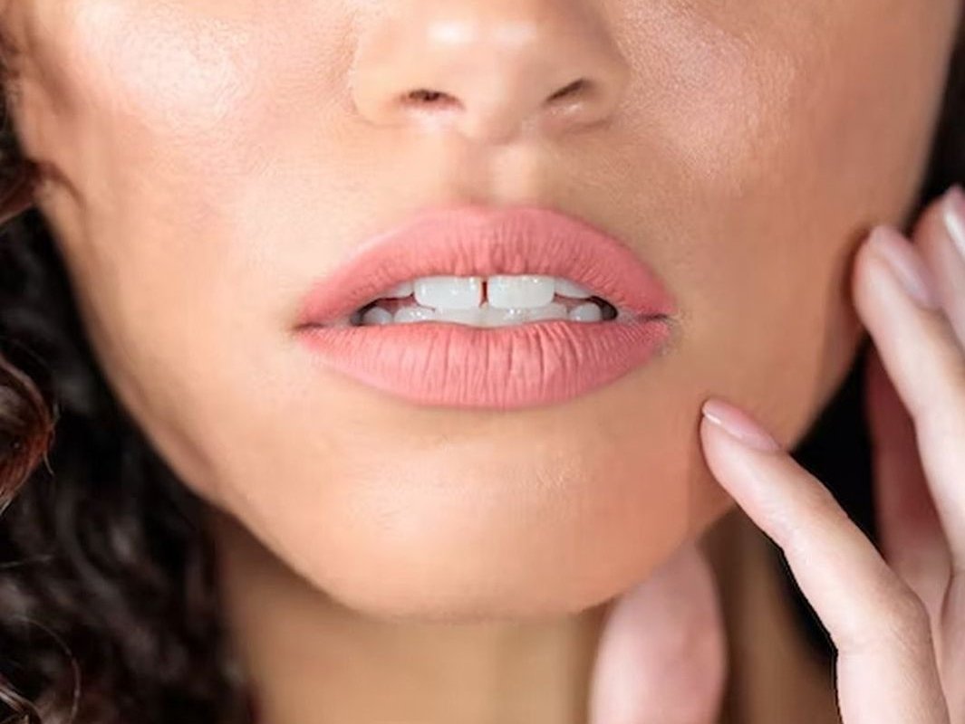 рот приоткрытый